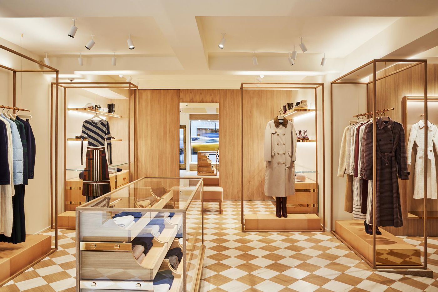 Luxury Retail Spaces